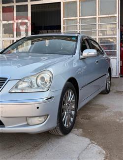 تۆیۆتا کراون